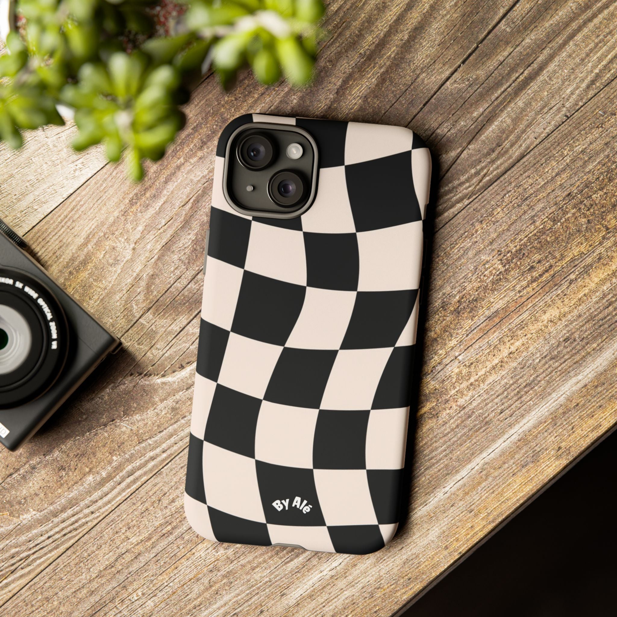 Wavy Checkered Phone Case – Black & Cream Retro Race Pattern